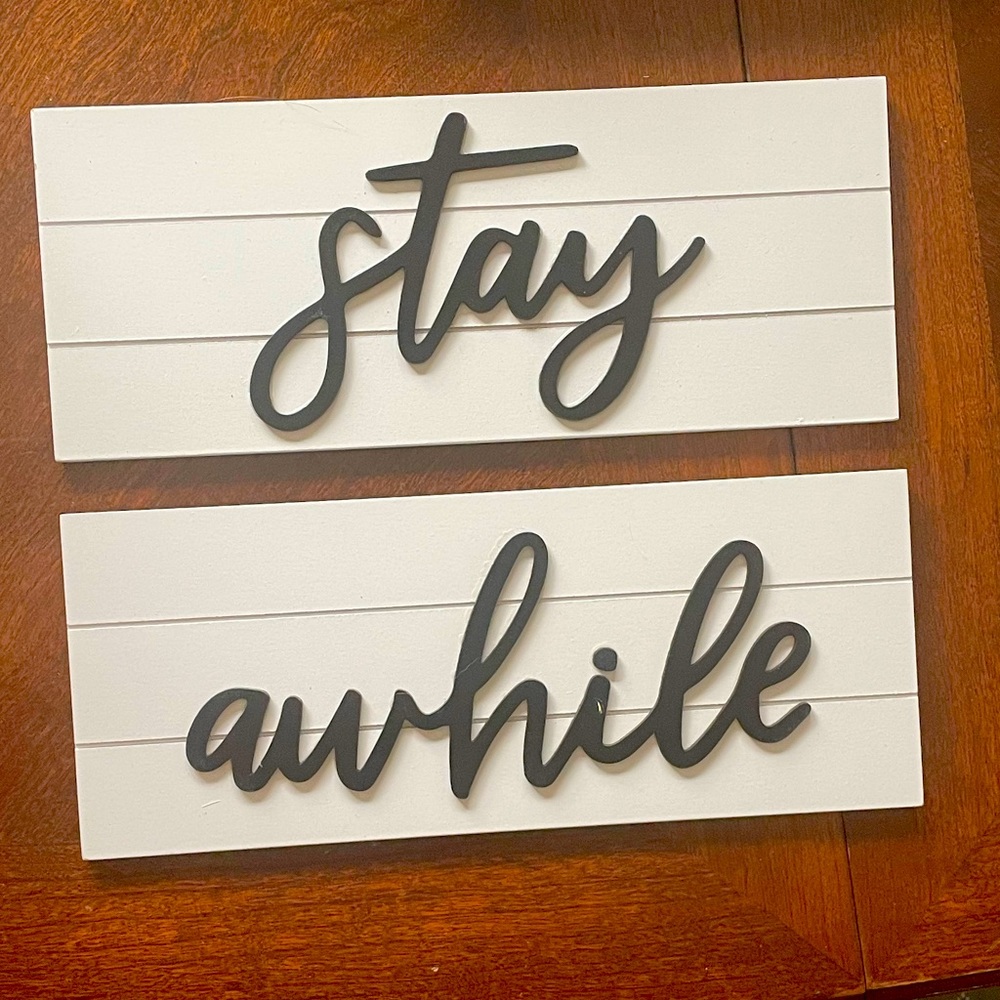 Lightweight wall decor